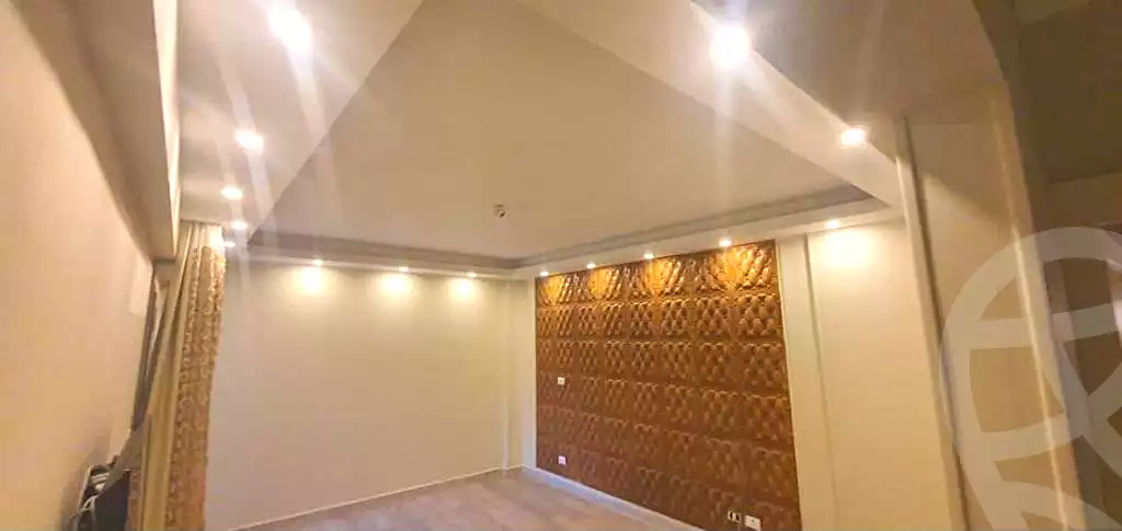 https://aqarmap.com.eg/ar/listing/7317796-for-sale-cairo-new-cairo-compounds-town-residence