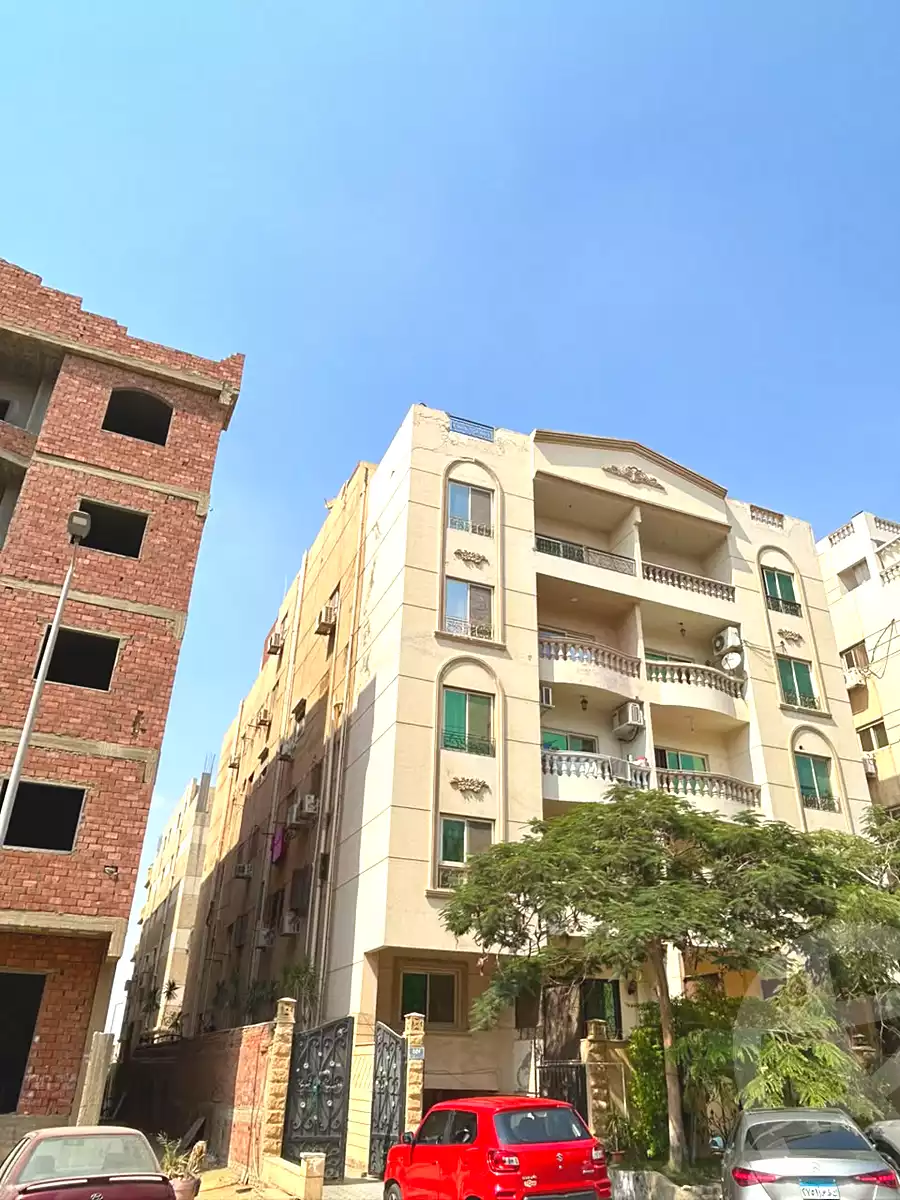 https://aqarmap.com.eg/ar/listing/7317935-for-sale-cairo-new-cairo-el-narges-el-narges-omarat-abdallah-el-nadim-st