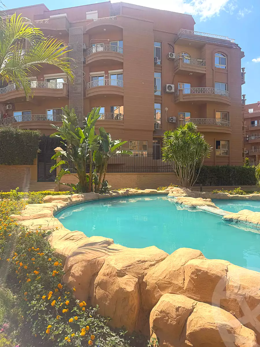 https://aqarmap.com.eg/ar/listing/7318154-for-sale-cairo-el-sheikh-zayed-city-compounds-rawdet-zayed