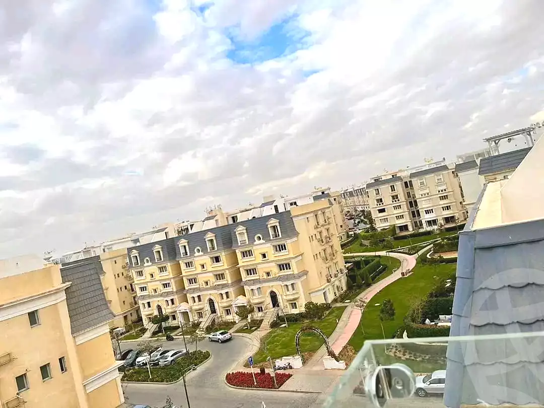 https://aqarmap.com.eg/ar/listing/7318346-for-sale-cairo-new-cairo-compounds-mountain-view1-1-compound