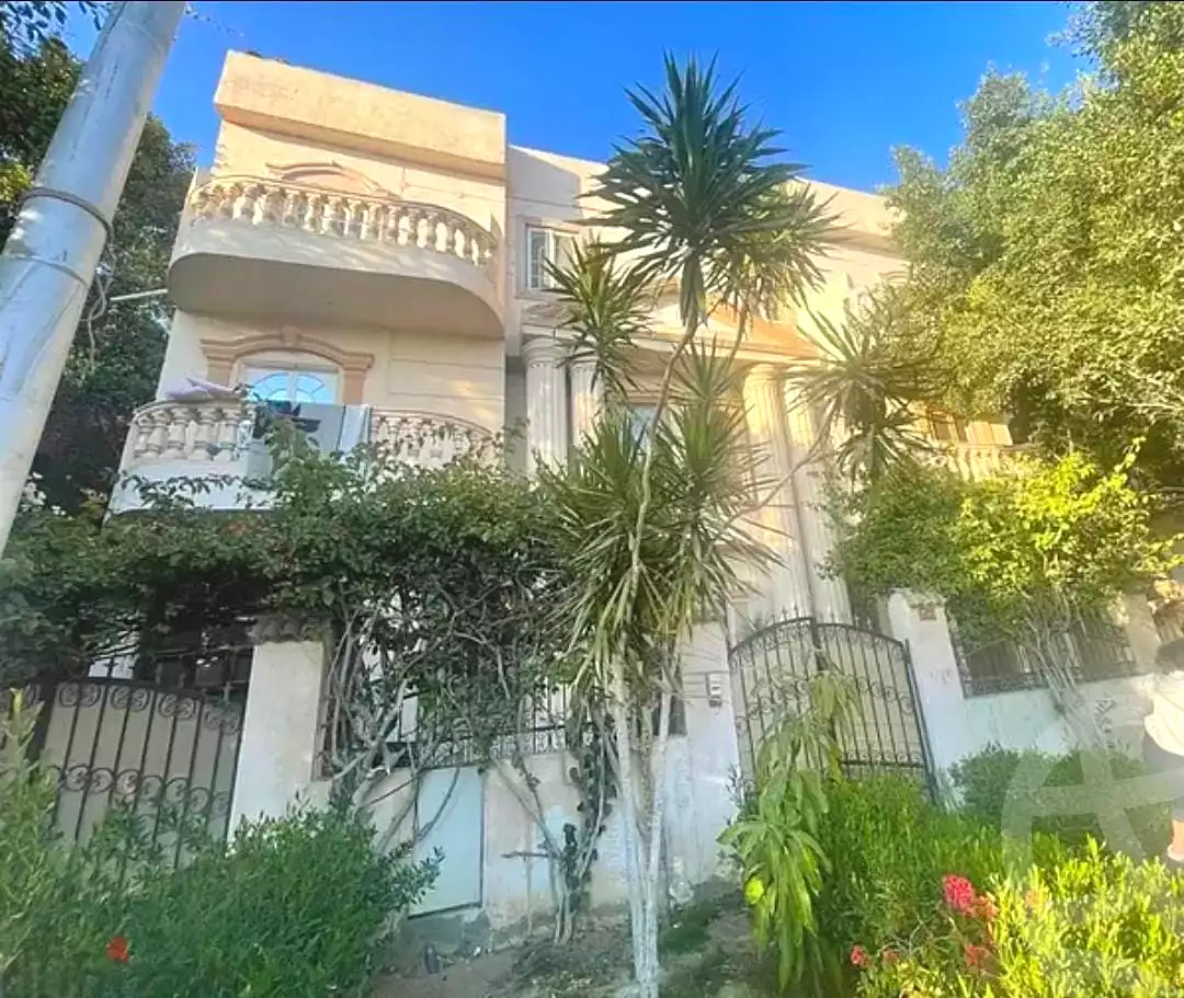 https://aqarmap.com.eg/ar/listing/7318479-for-sale-cairo-new-cairo-ganob-el-akadamiya-south-academy-h-amr-ibn-el-ass-st