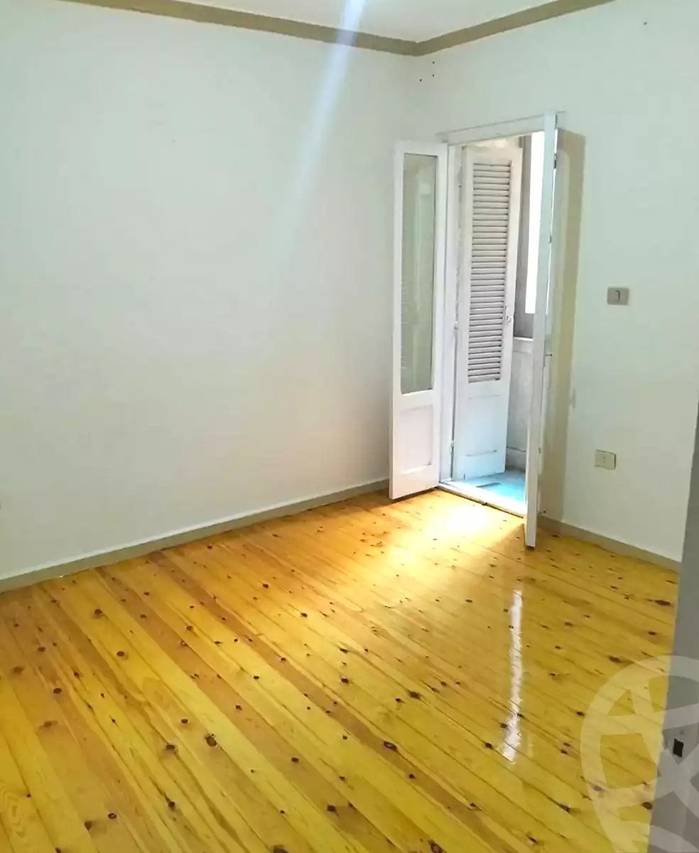 https://aqarmap.com.eg/en/listing/7318788-for-rent-alexandria-ganaklis