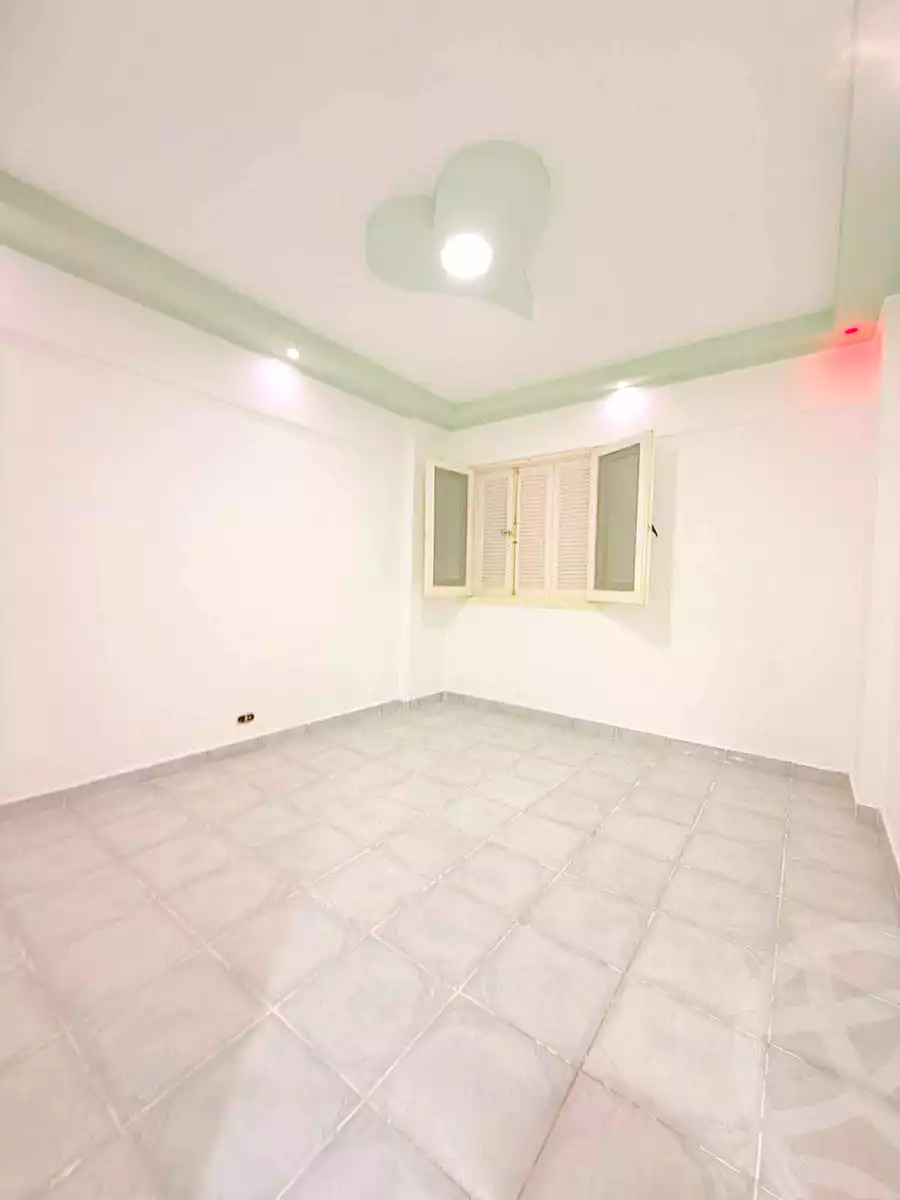 https://aqarmap.com.eg/en/listing/7319046-for-sale-alexandria-al-agamy-shataa-el-nakheel