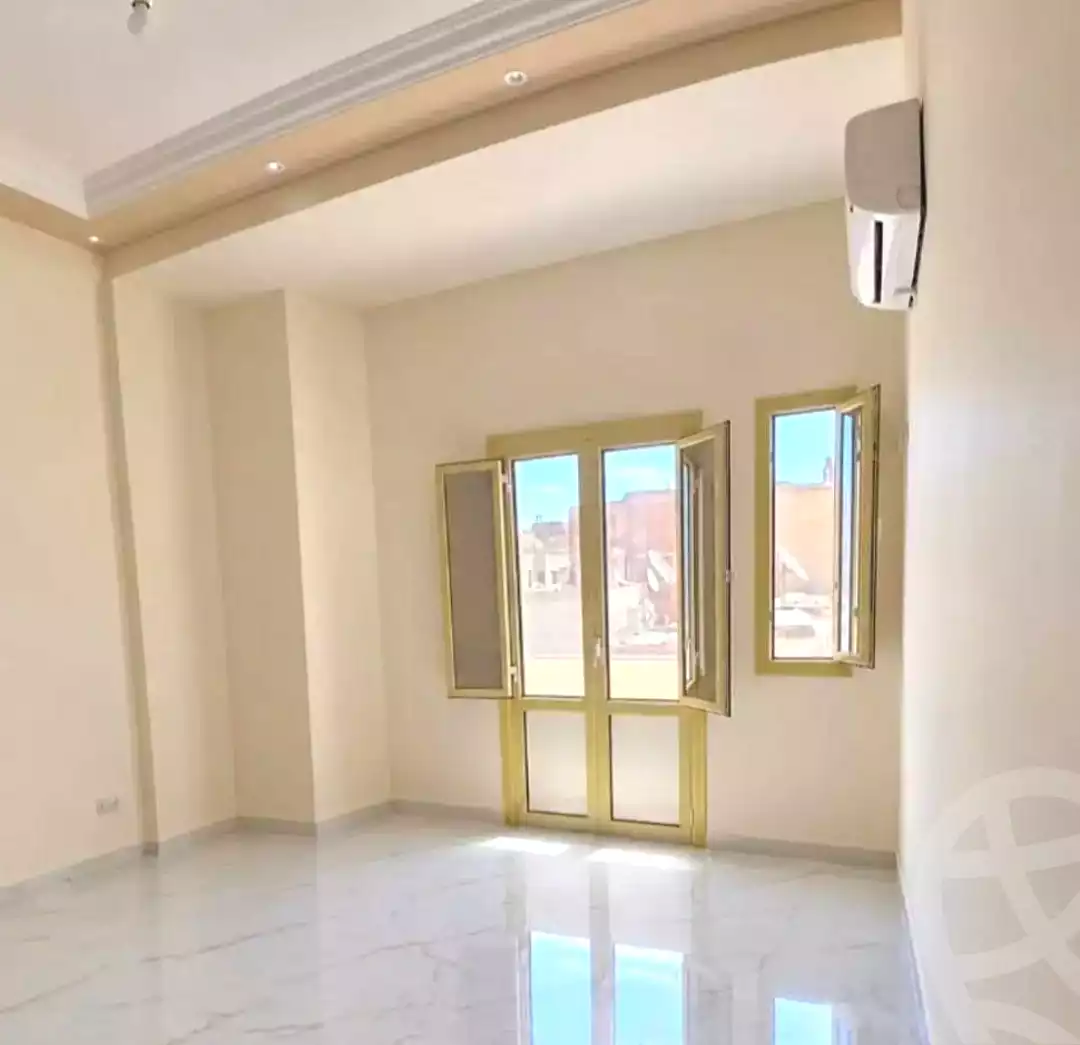 https://aqarmap.com.eg/ar/listing/7319200-for-sale-alexandria-mansheya