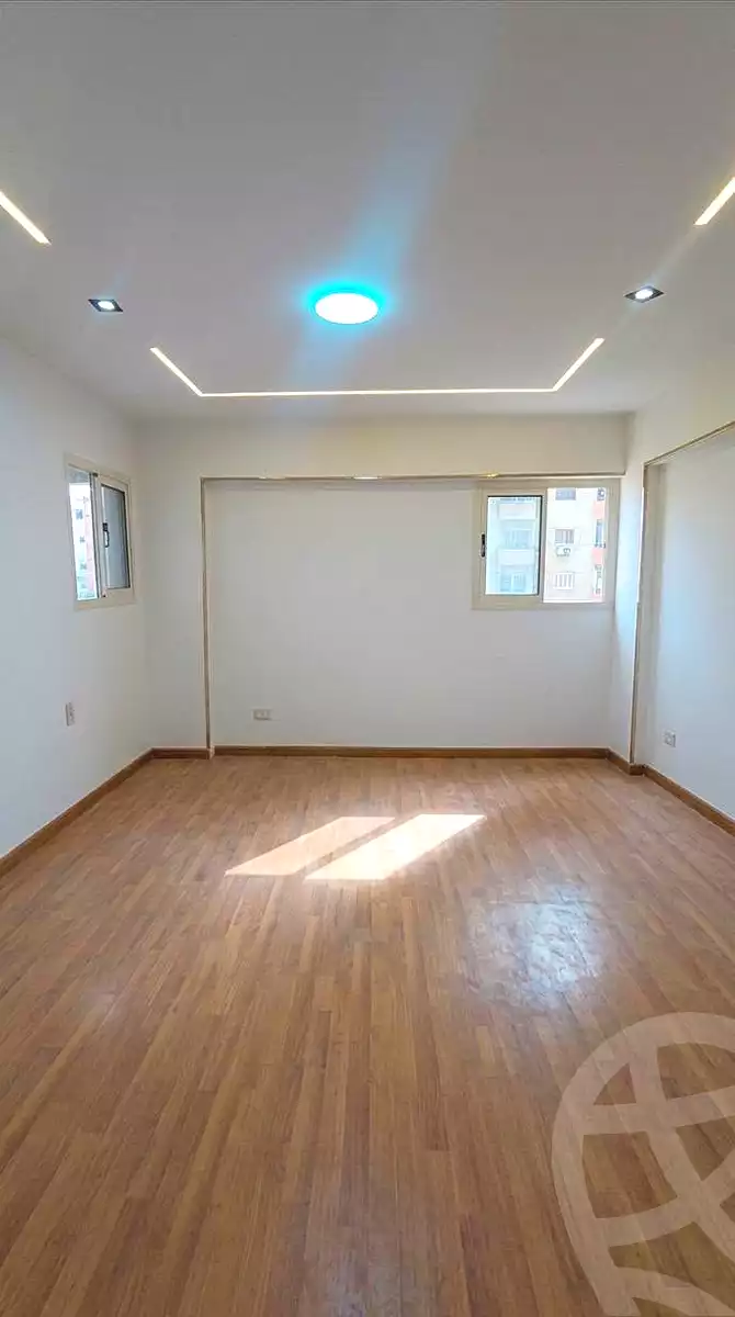 https://aqarmap.com.eg/ar/listing/7319245-for-rent-alexandria-sydy-bshr-sydy-bshr-bhry-khalil-hamada-st