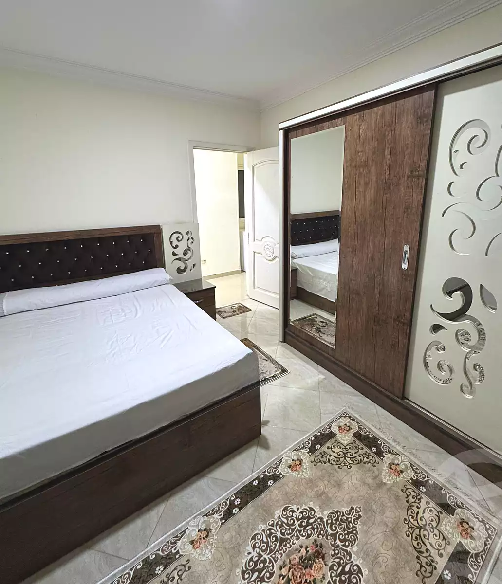 https://aqarmap.com.eg/ar/listing/7319252-for-rent-cairo-el-sheikh-zayed-city-compounds-rawdet-zayed