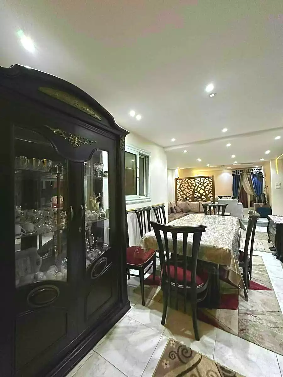 https://aqarmap.com.eg/ar/listing/7319327-for-sale-alexandria-sydy-bshr-sydy-bshr-bhry-shr-mhmwd-l-yswy