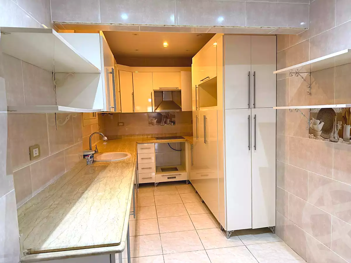 https://aqarmap.com.eg/en/listing/7319372-for-sale-alexandria-el-montazah