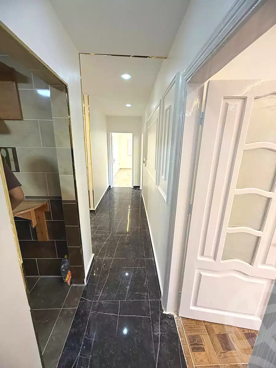 https://aqarmap.com.eg/ar/listing/7319422-for-sale-alexandria-sydy-bshr-sydy-bshr-bhry-gamal-abd-el-nasir-st