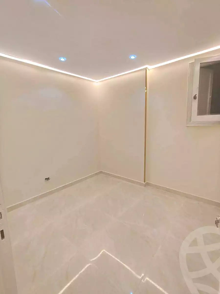 https://aqarmap.com.eg/en/listing/7319430-for-sale-alexandria-sydy-bshr-sydy-bshr-bhry