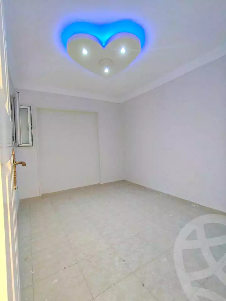 https://aqarmap.com.eg/en/listing/7319441-for-sale-alexandria-lsywf-el-falki