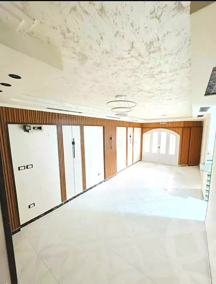 https://aqarmap.com.eg/ar/listing/7319709-for-sale-alexandria-al-agamy-shataa-el-nakheel