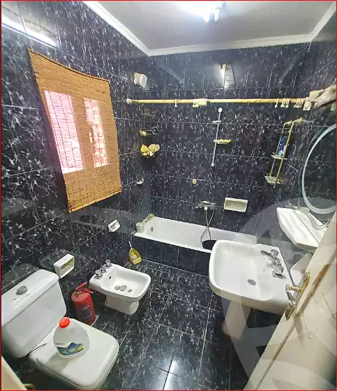 https://aqarmap.com.eg/en/listing/7320352-for-sale-cairo-helwan-helwan-el-sharkeya-borhan-st