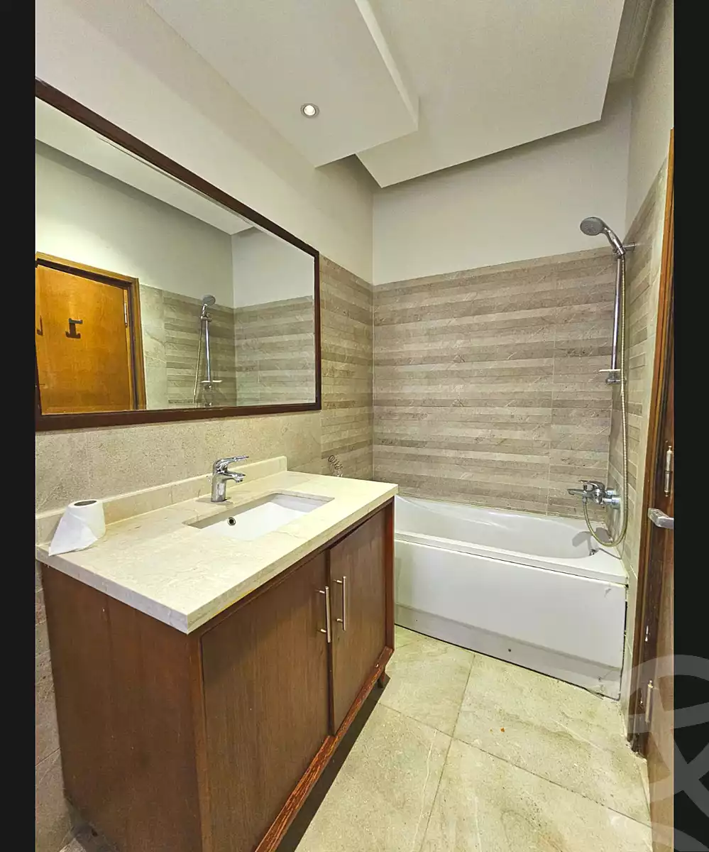 https://aqarmap.com.eg/ar/listing/7320362-for-sale-cairo-el-shorouk-compounds-el-patio-4