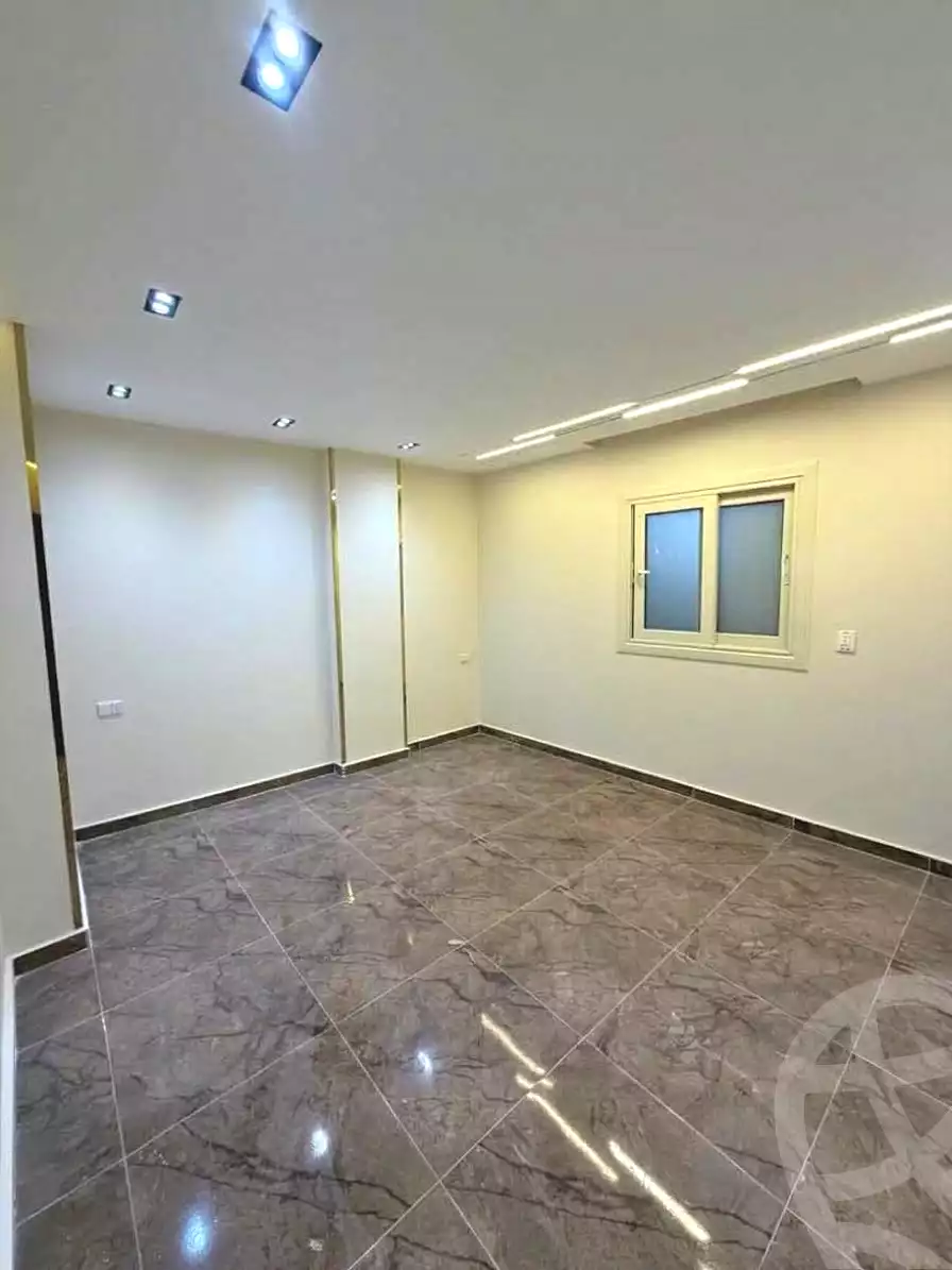 https://aqarmap.com.eg/en/listing/7320580-for-sale-alexandria-al-agamy-lbytsh-shahr-al-assal-st