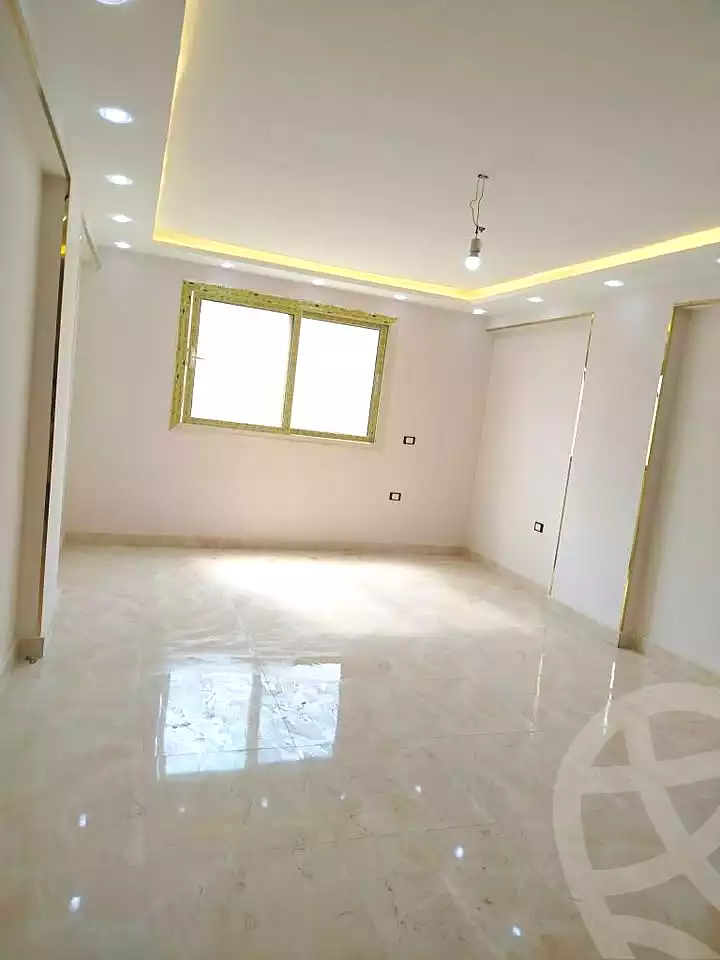 https://aqarmap.com.eg/en/listing/7320835-for-sale-cairo-helwan-hadayek-helwan-el-khashab-canal