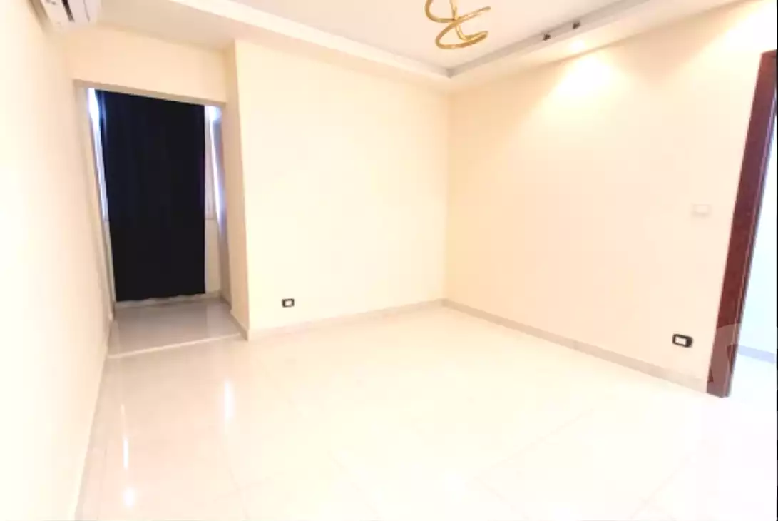 https://aqarmap.com.eg/ar/listing/7320864-for-sale-alexandria-moharram-bey