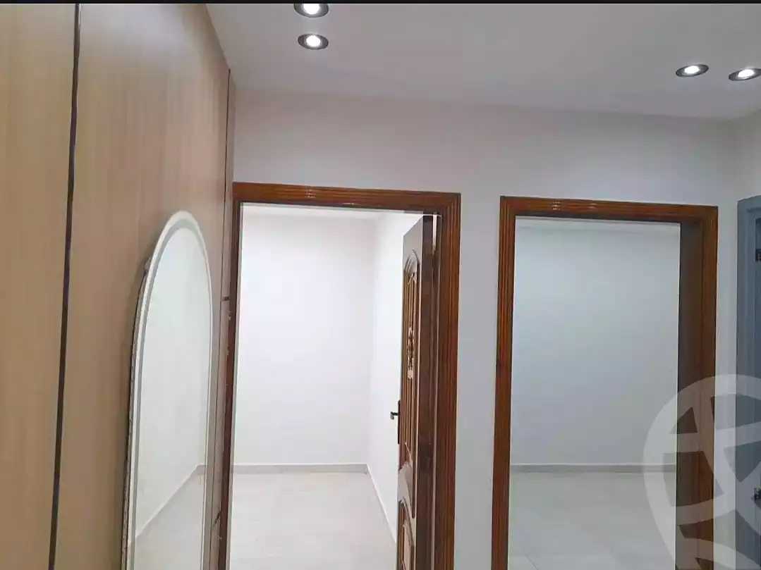 https://aqarmap.com.eg/en/listing/7320959-for-sale-alexandria-al-agamy-lbytsh-el-saleheen-mosque-st