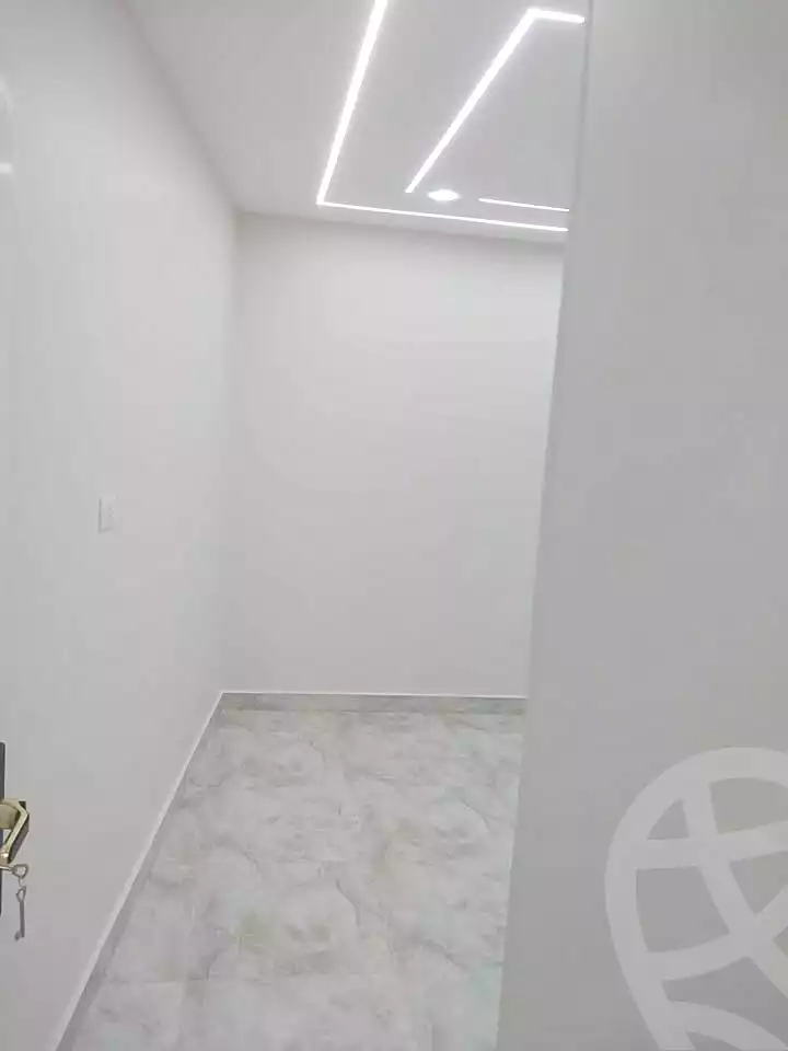 https://aqarmap.com.eg/ar/listing/7320965-for-sale-alexandria-al-agamy-el-hanouvel-el-warsha-st