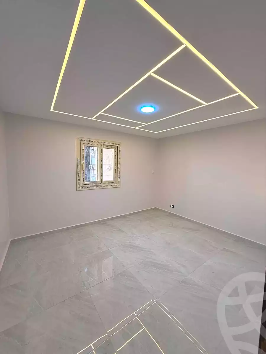 https://aqarmap.com.eg/en/listing/7321084-for-sale-alexandria-sydy-bshr-tryq-ljysh