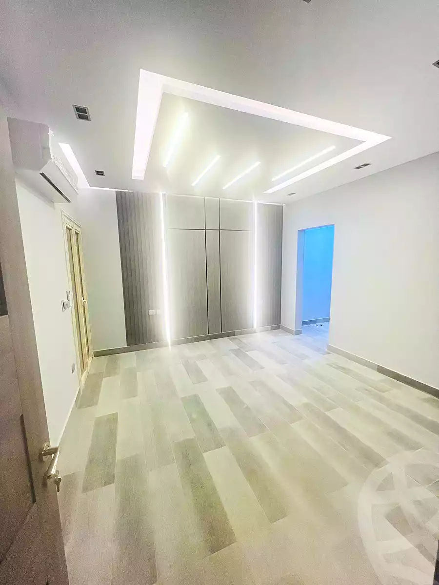 https://aqarmap.com.eg/en/listing/7321143-for-sale-cairo-new-cairo-compounds-town-residence