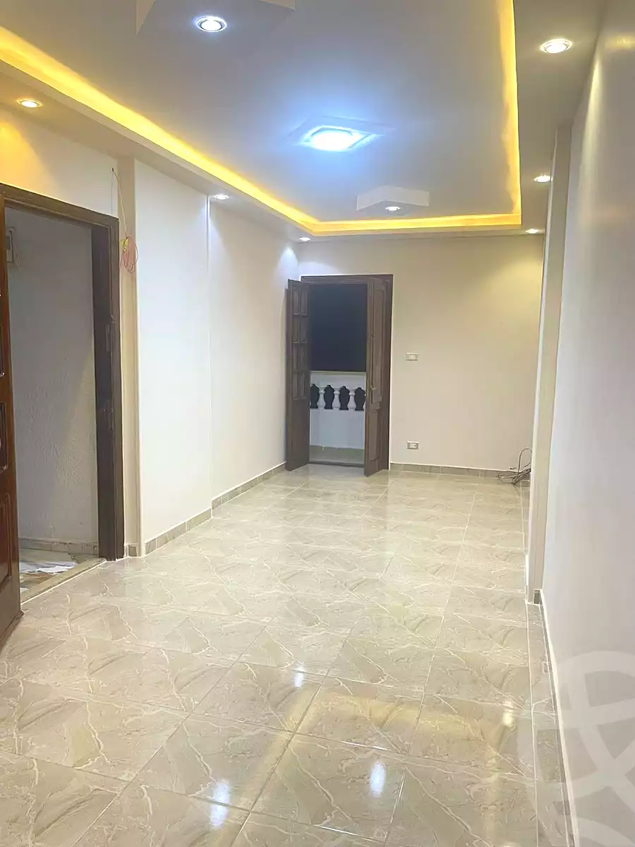 https://aqarmap.com.eg/en/listing/7321152-for-sale-alexandria-sydy-bshr-sydy-bshr-bhry-street-16