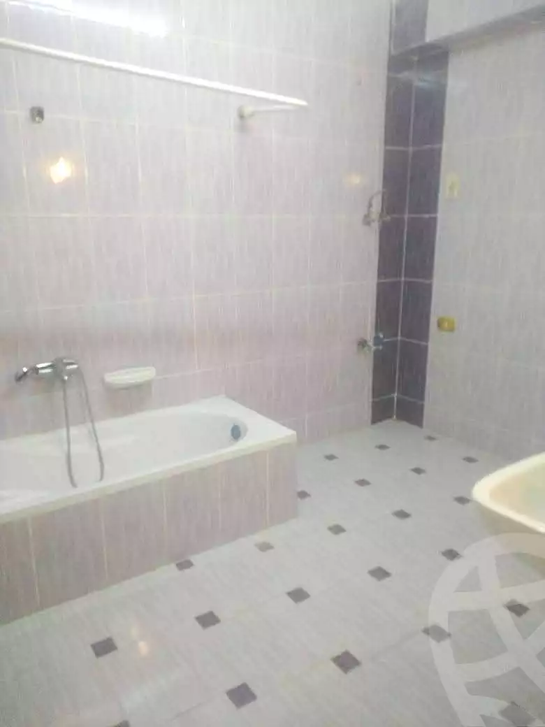 https://aqarmap.com.eg/en/listing/7321299-for-sale-alexandria-al-agamy-lbytsh-al-aeda-al-kadema-st