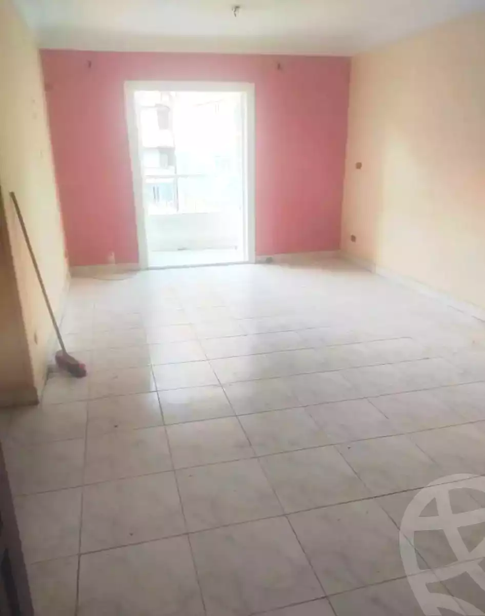 https://aqarmap.com.eg/en/listing/7321291-for-rent-alexandria-miami-samy-raouf-st