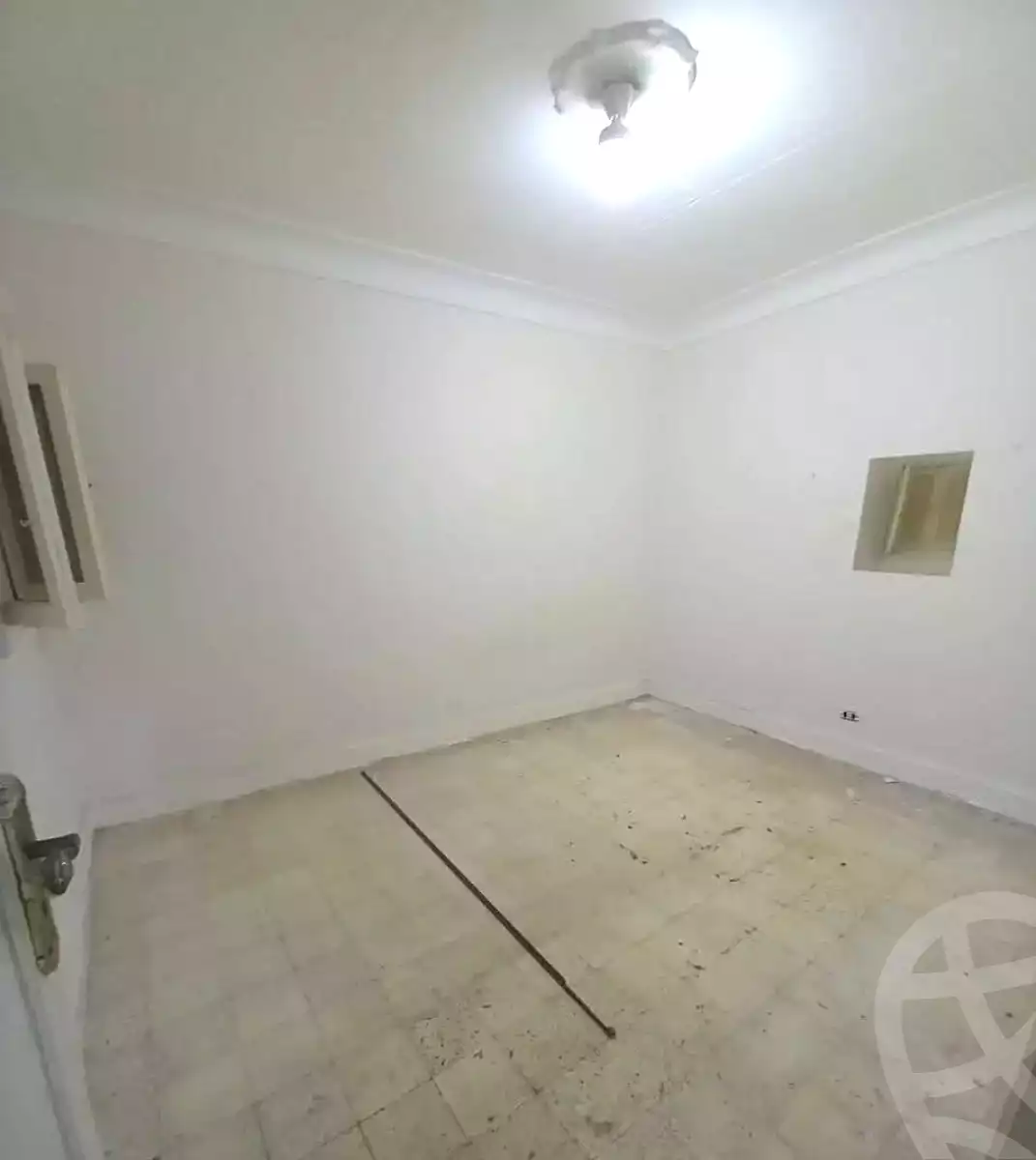 https://aqarmap.com.eg/en/listing/7321357-for-sale-alexandria-al-agamy-lbytsh-bianchiii