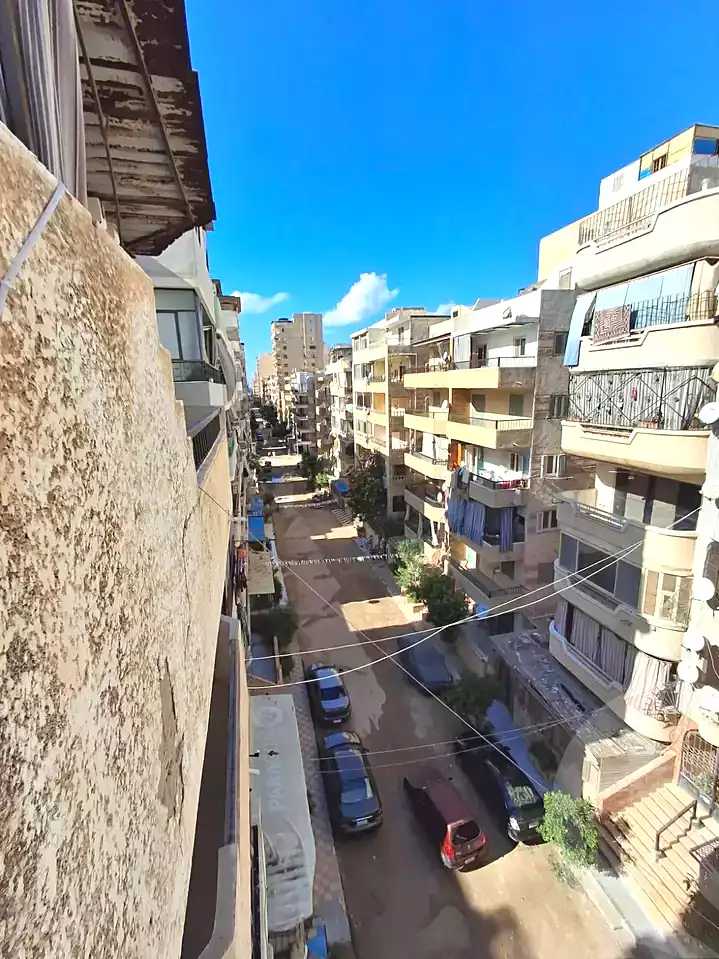 https://aqarmap.com.eg/en/listing/7321355-for-sale-alexandria-al-agamy-shataa-el-nakheel
