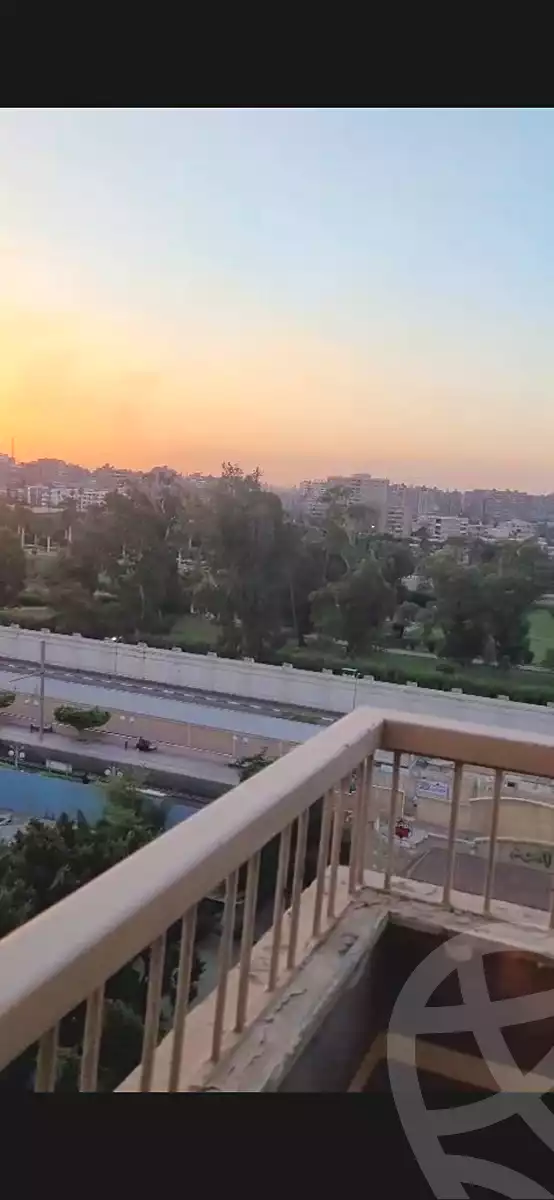 https://aqarmap.com.eg/ar/listing/7321409-for-sale-cairo-hadayek-el-koba-hamamat-el-koba