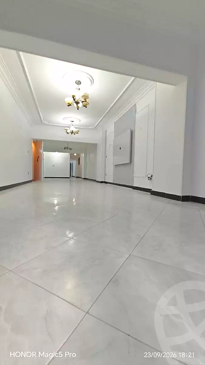 https://aqarmap.com.eg/ar/listing/7321733-for-sale-cairo-helwan-helwan-el-sharkeya-khesro-basha-st