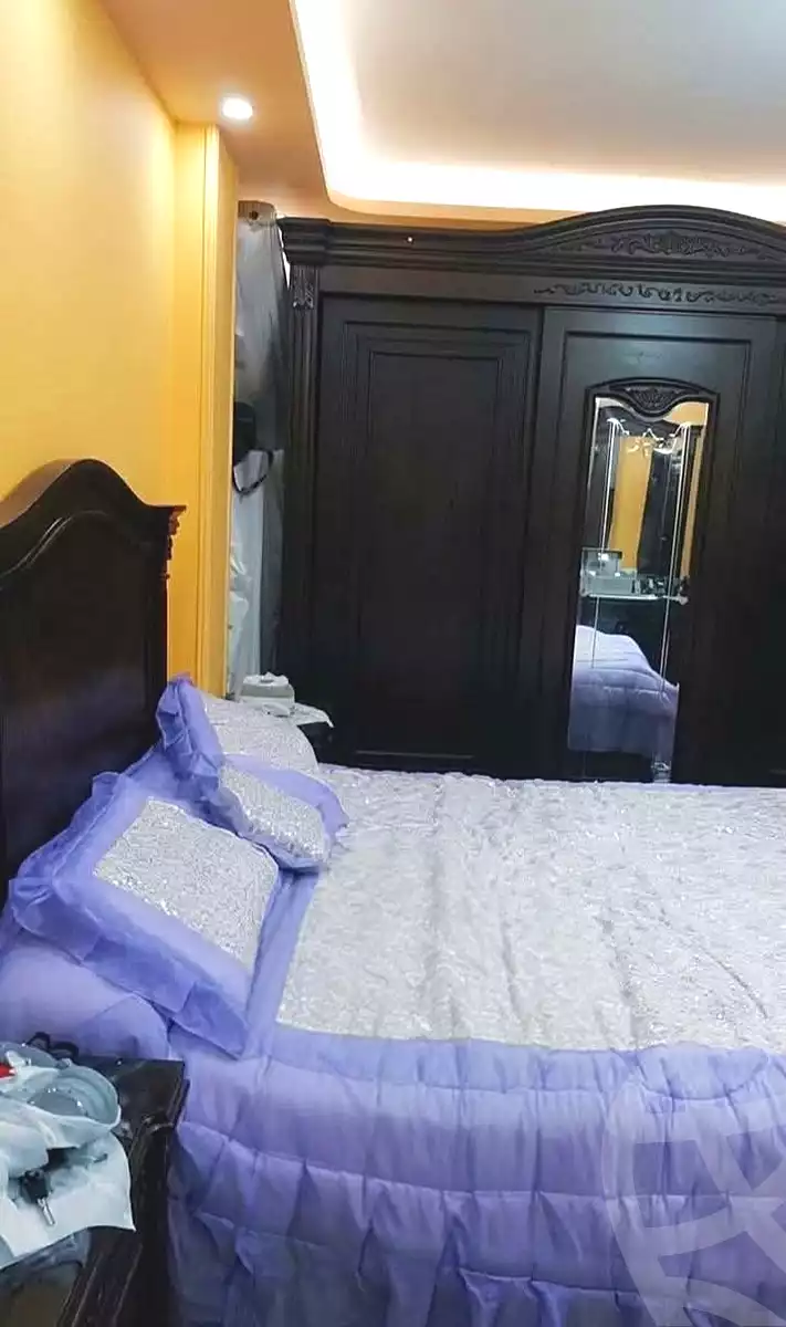https://aqarmap.com.eg/en/listing/7321880-for-sale-alexandria-al-agamy-lbytsh-mecca-st