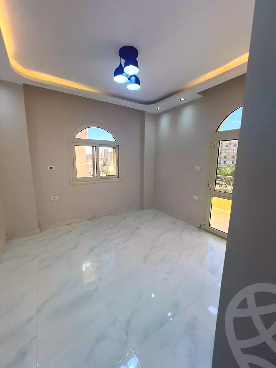 https://aqarmap.com.eg/ar/listing/7322038-for-sale-cairo-6th-of-october-el-ahyaa-neighborhood-3rd-al-hay-al-thalith-st