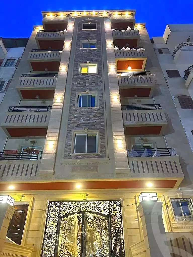https://aqarmap.com.eg/en/listing/7322054-for-sale-cairo-6th-of-october-el-ahyaa-neighborhood-2nd-divided-from-al-kafrawei-st