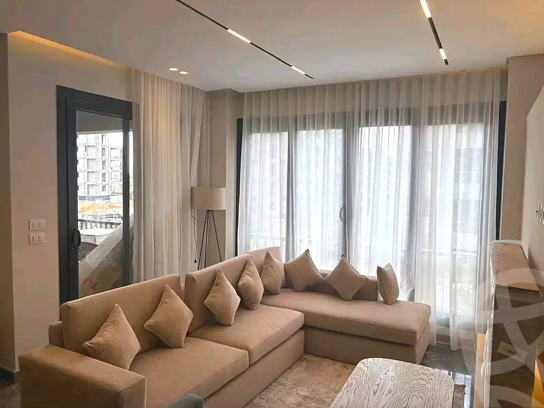 https://aqarmap.com.eg/en/listing/7322144-for-sale-cairo-new-cairo-compounds-district-5-the-plateau-district-5