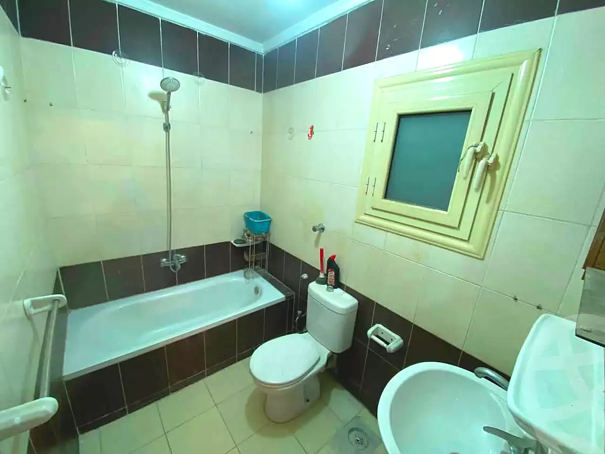 https://aqarmap.com.eg/en/listing/7322217-for-sale-alexandria-camp-cesar