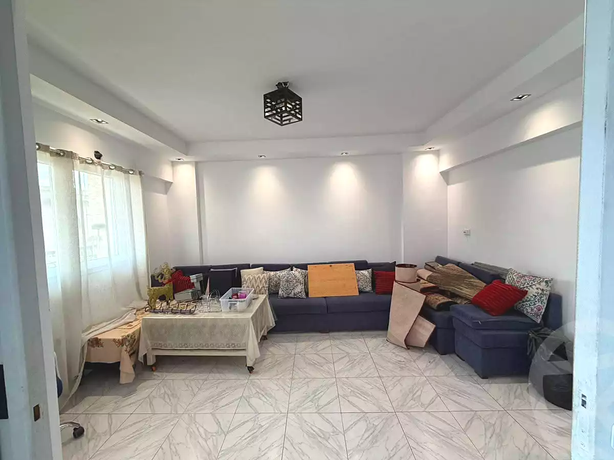 https://aqarmap.com.eg/ar/listing/7322517-for-sale-cairo-helwan-mohamed-sayed-ahmed-st