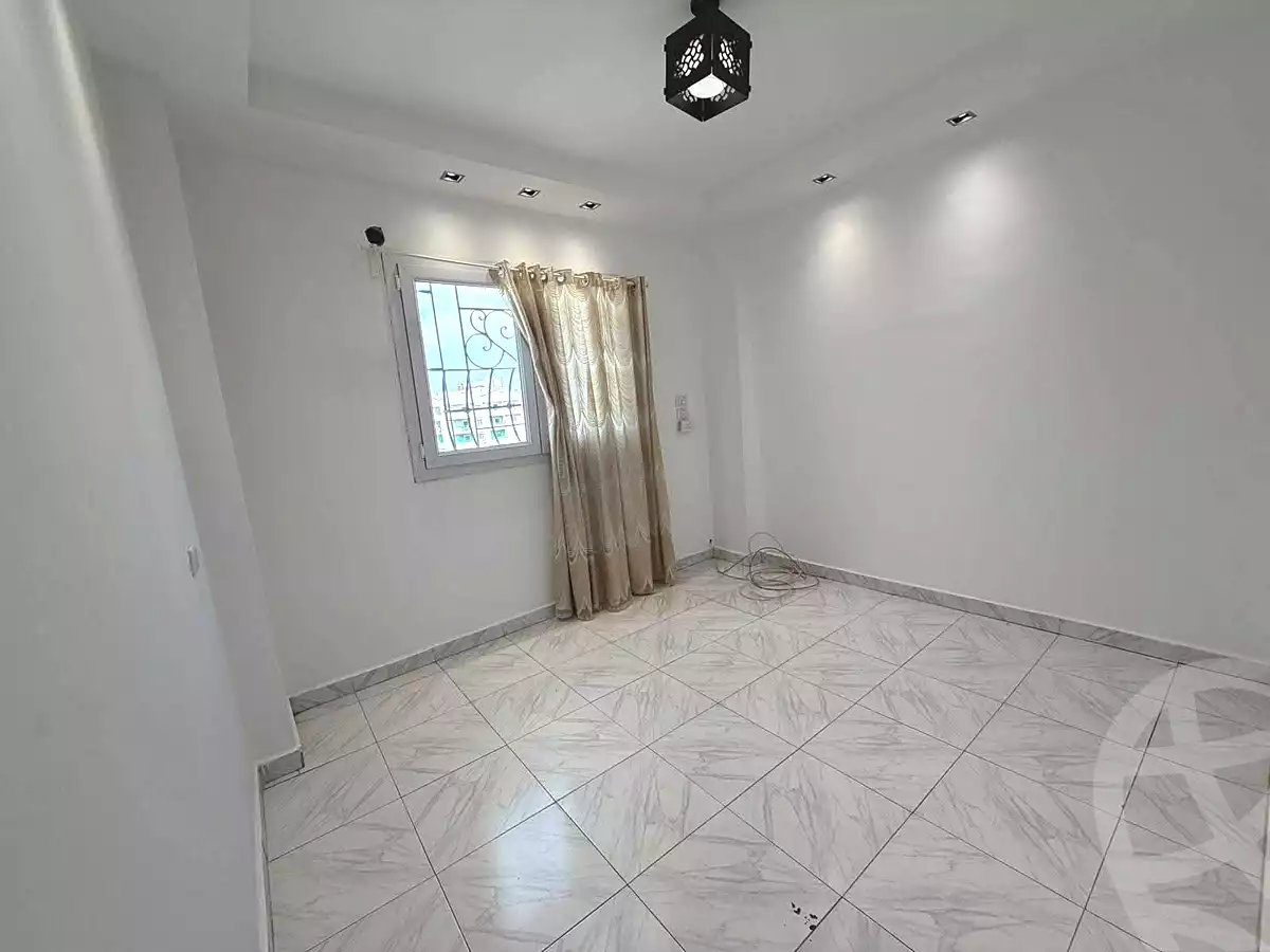 https://aqarmap.com.eg/ar/listing/7322517-for-sale-cairo-helwan-mohamed-sayed-ahmed-st