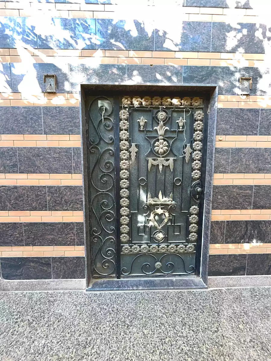 https://aqarmap.com.eg/en/listing/7322533-for-sale-cairo-6th-of-october-mntq-fr-y-b-6-ktwbr