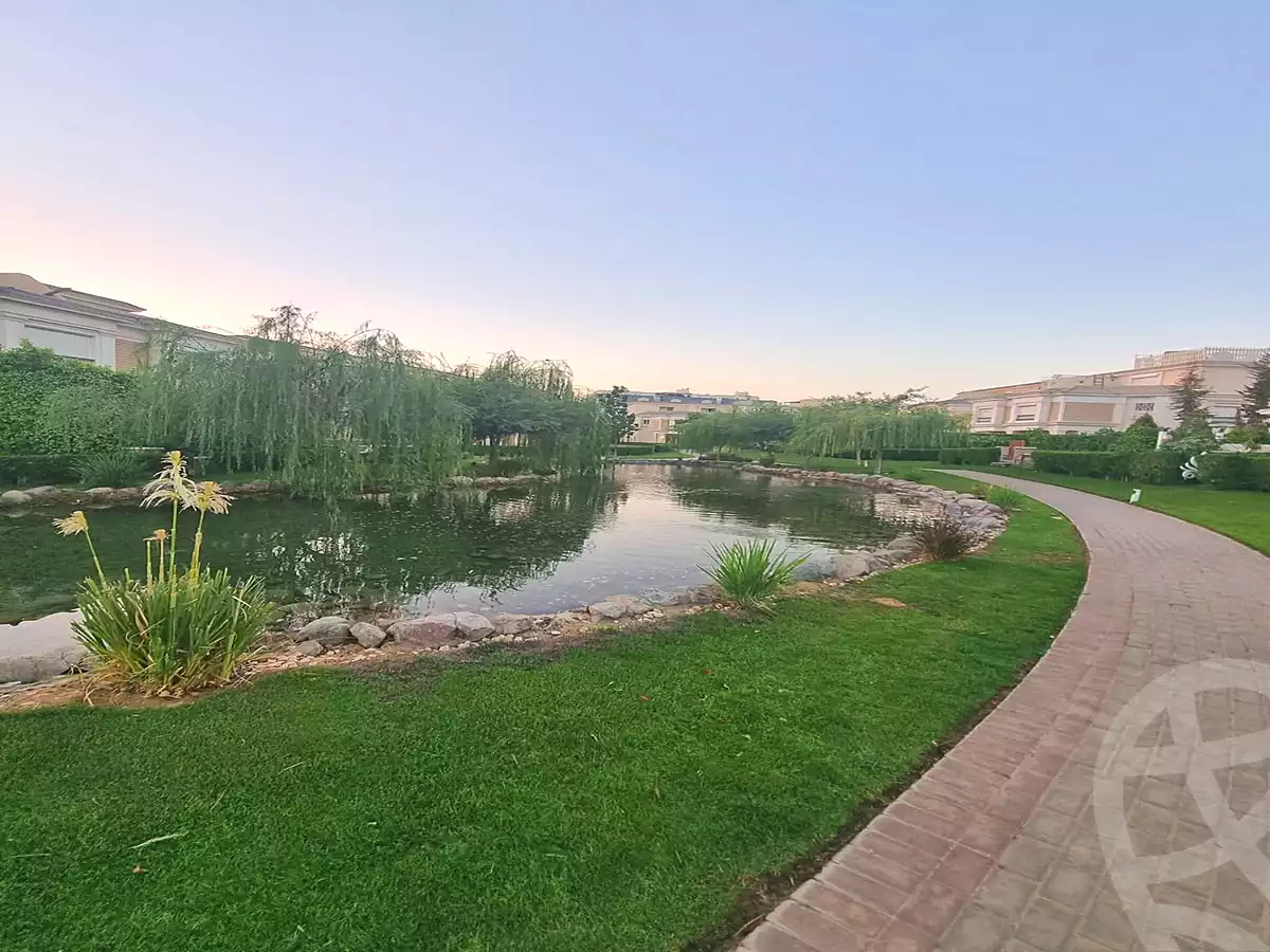 https://aqarmap.com.eg/ar/listing/7322547-for-sale-cairo-new-cairo-compounds-mwntn-fyw-y-syty-mountain-park-mountain-view-icity