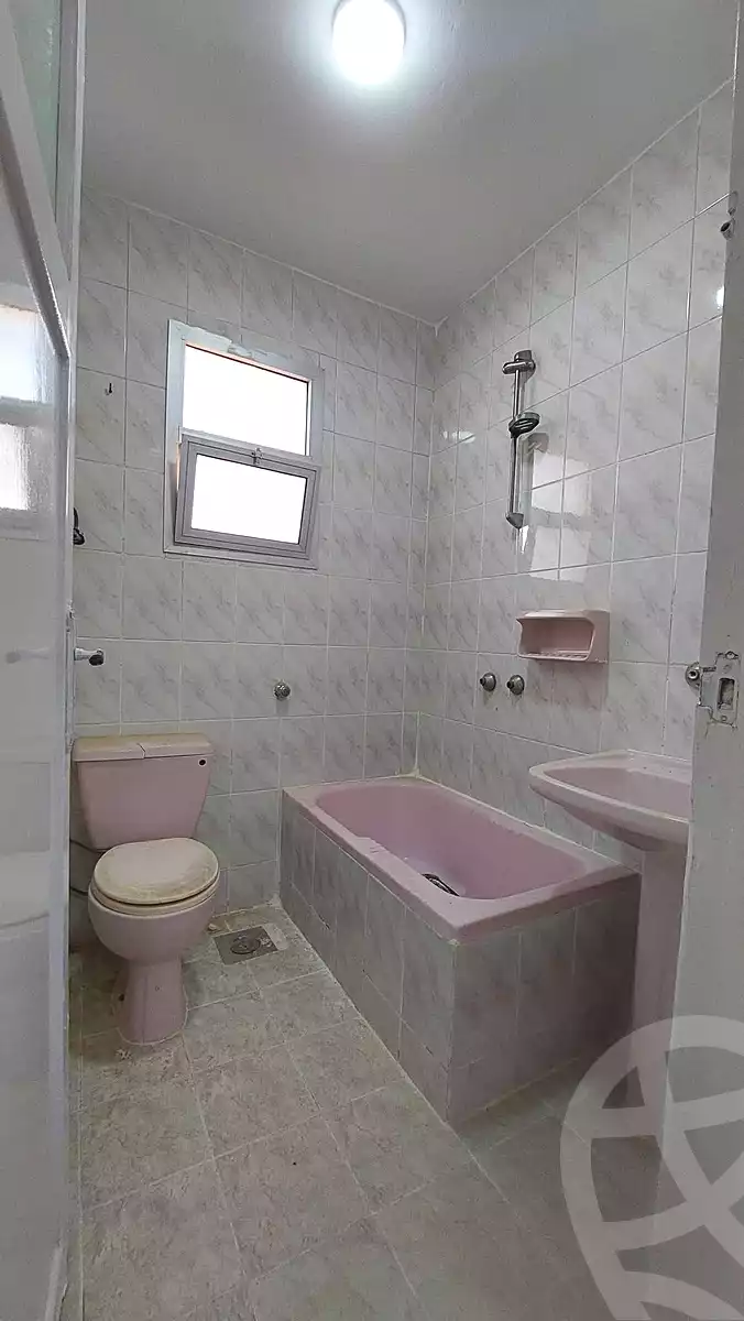 https://aqarmap.com.eg/en/listing/7322660-for-sale-alexandria-al-agamy