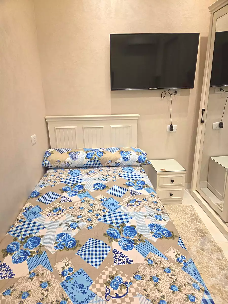 https://aqarmap.com.eg/ar/listing/7322706-for-rent-cairo-6th-of-october-el-ahyaa-neighborhood-1st-third-neighborhood