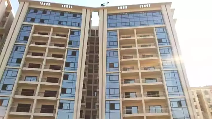 https://aqarmap.com.eg/ar/listing/7322981-for-rent-cairo-el-maadi-compounds-grand-gate
