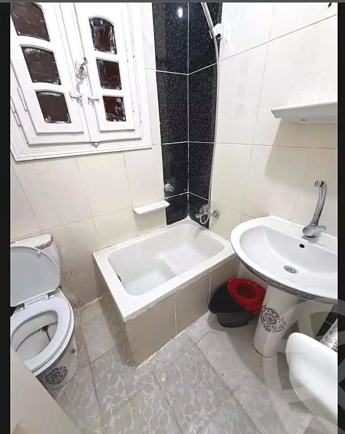 https://aqarmap.com.eg/ar/listing/7323190-for-sale-alexandria-al-agamy-shataa-el-nakheel-street-1