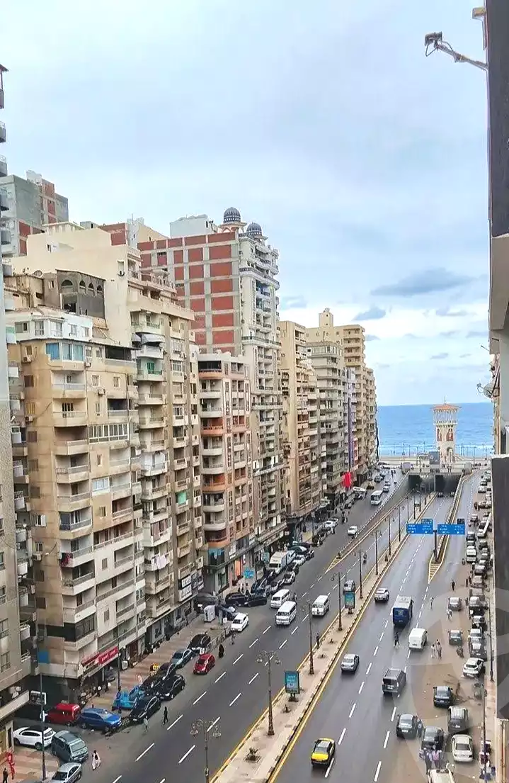 https://aqarmap.com.eg/ar/listing/7323290-for-sale-alexandria-el-asafra-shr-45