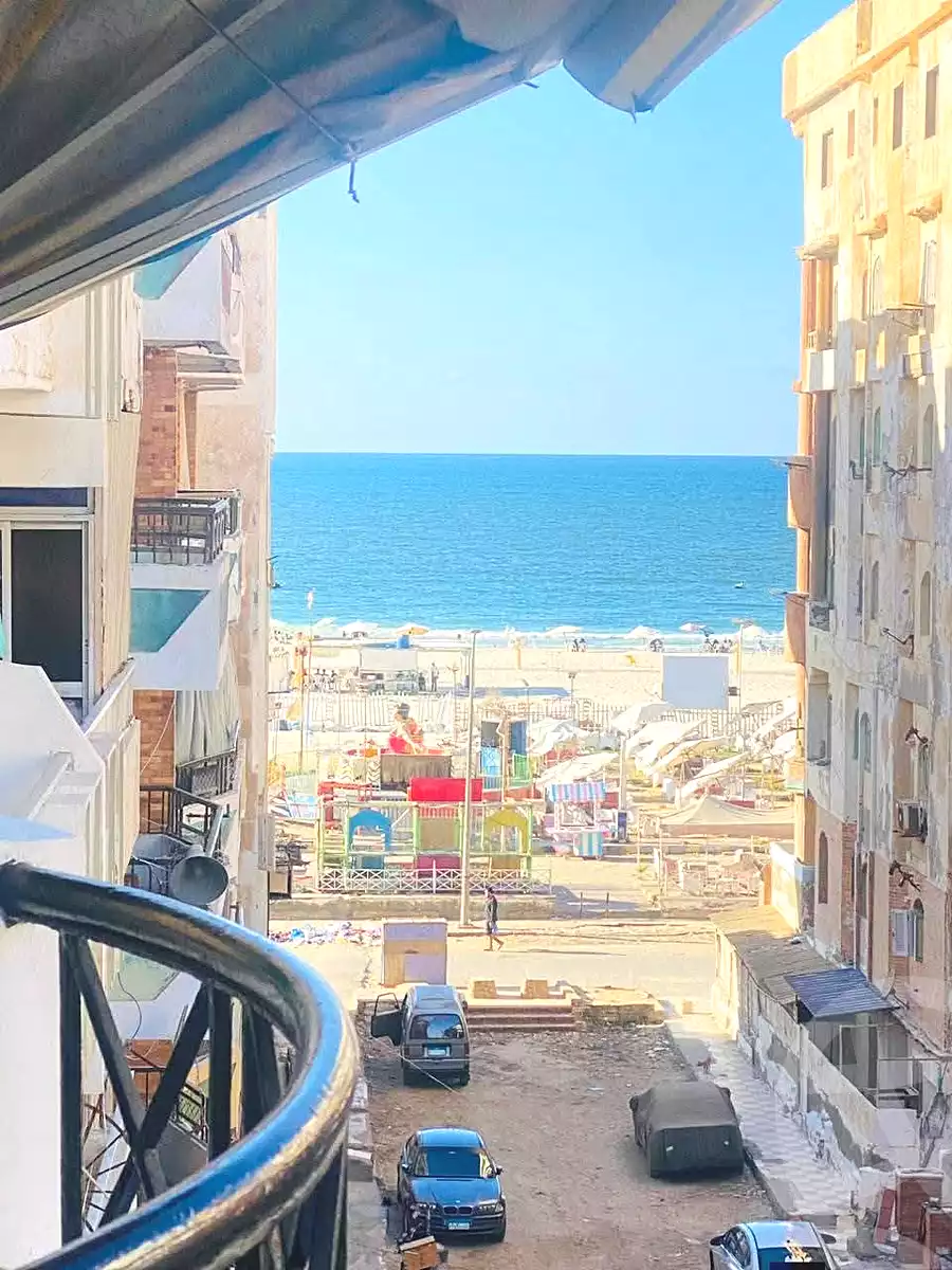 https://aqarmap.com.eg/ar/listing/7323455-for-sale-alexandria-al-agamy-shataa-el-nakheel