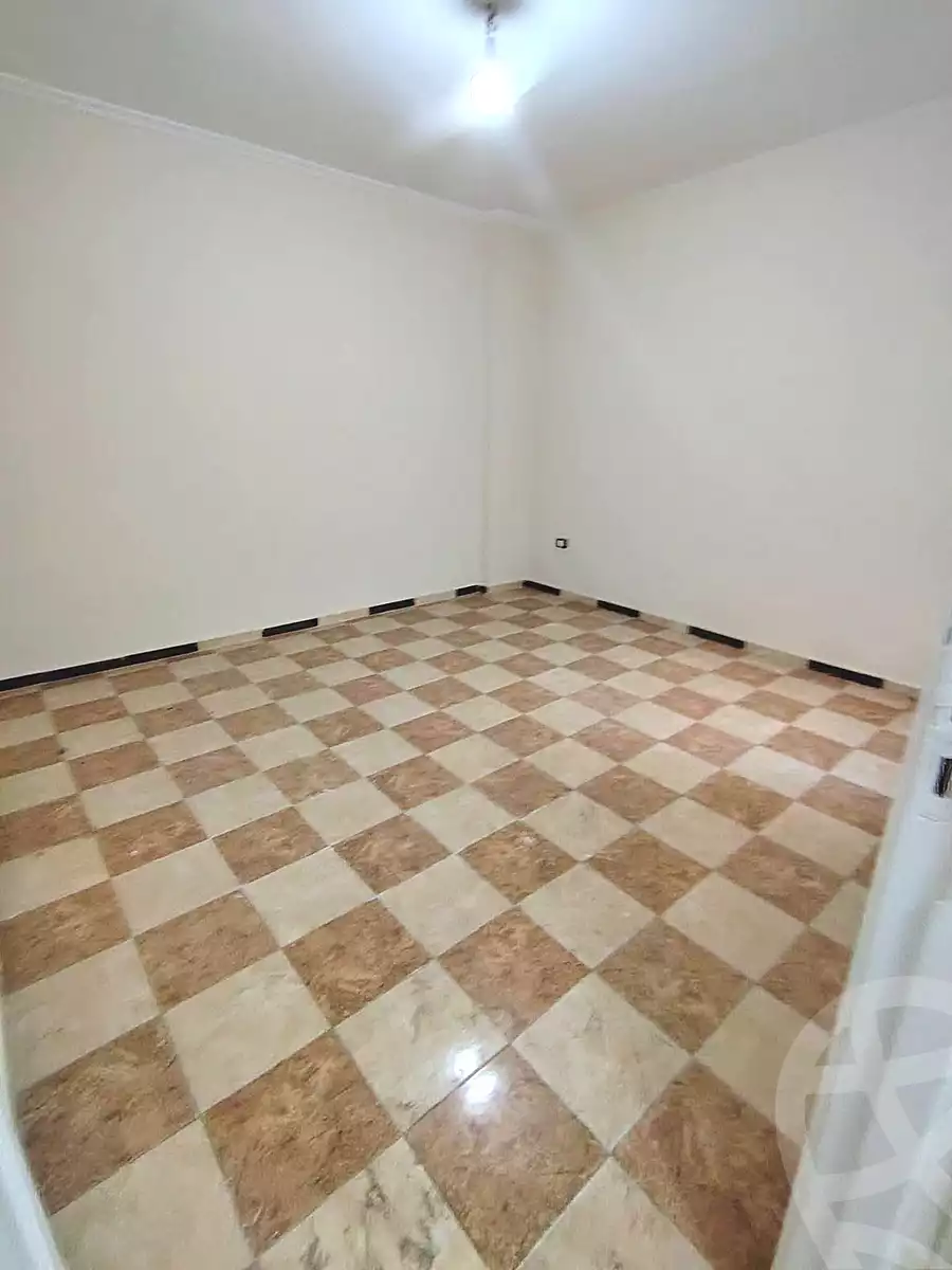 https://aqarmap.com.eg/en/listing/7323593-for-sale-alexandria-lsywf-el-falki