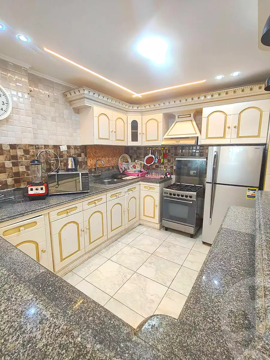https://aqarmap.com.eg/ar/listing/7323604-for-sale-alexandria-el-mandara-tryq-ljysh