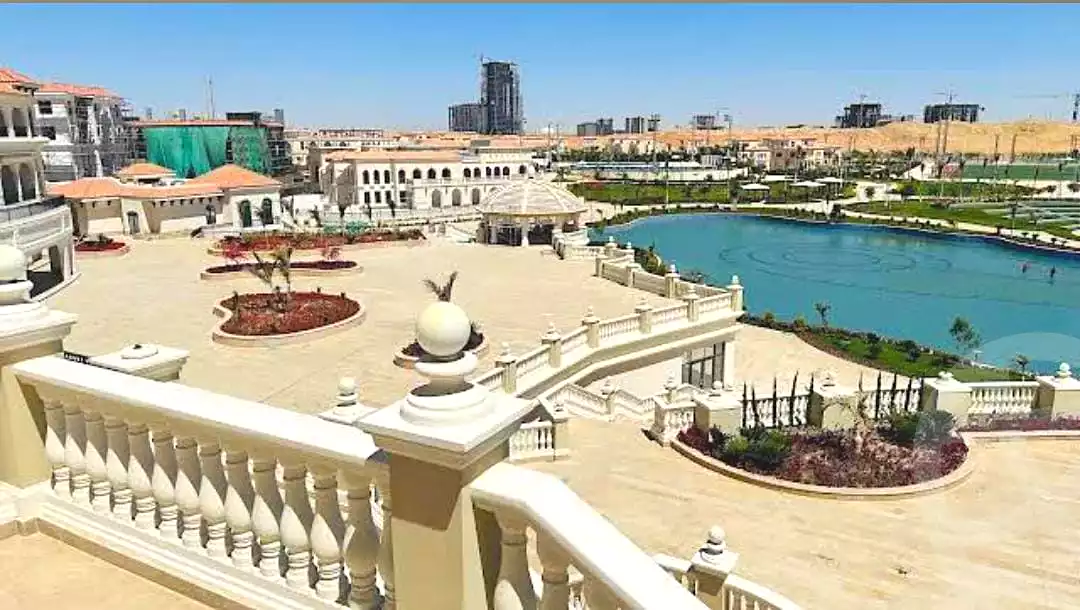 https://aqarmap.com.eg/ar/listing/7323679-for-sale-cairo-new-administrative-capital-r7-celia-mntq-l-mrt-1